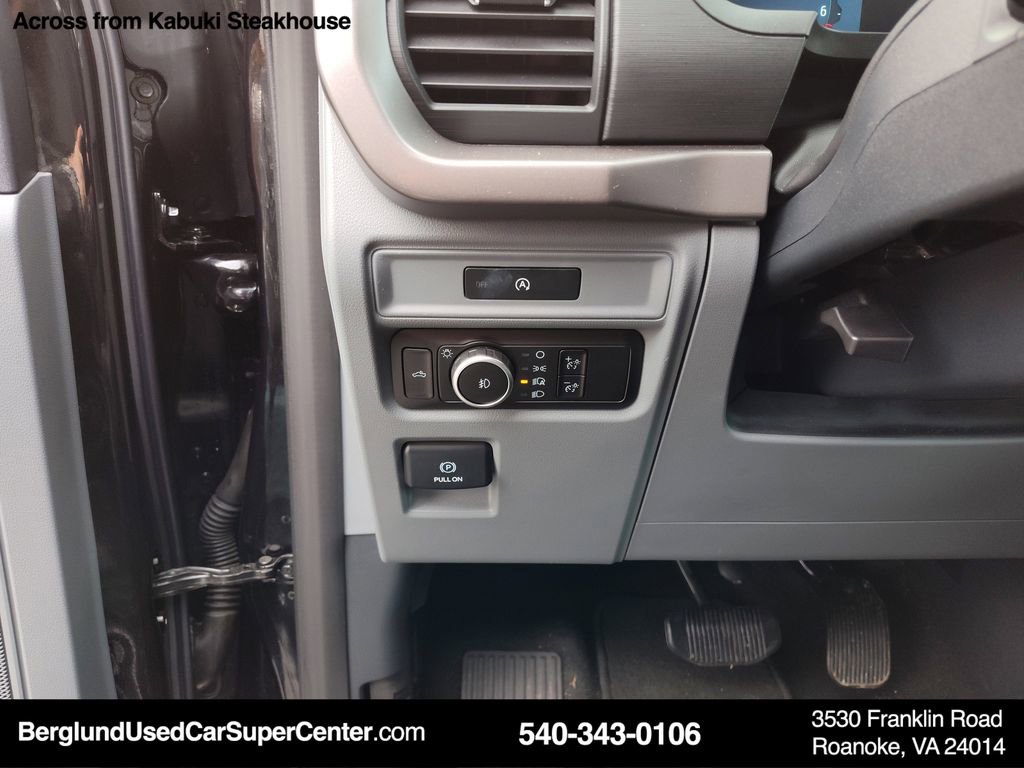 Used 2025 Ford F150 XLT w/ Equipment Group 301A Standard image 17