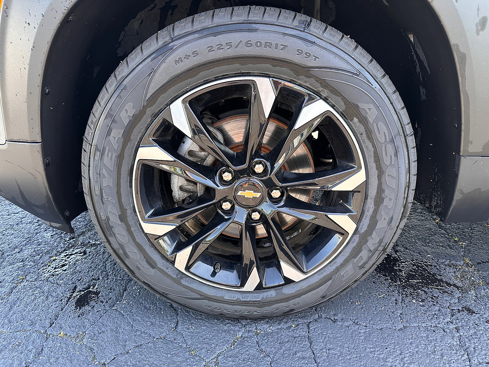 Used 2023 Chevrolet TrailBlazer LT FWD image 9