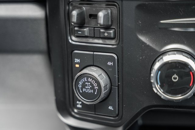 New 2026 Ford F350 Lariat image 31