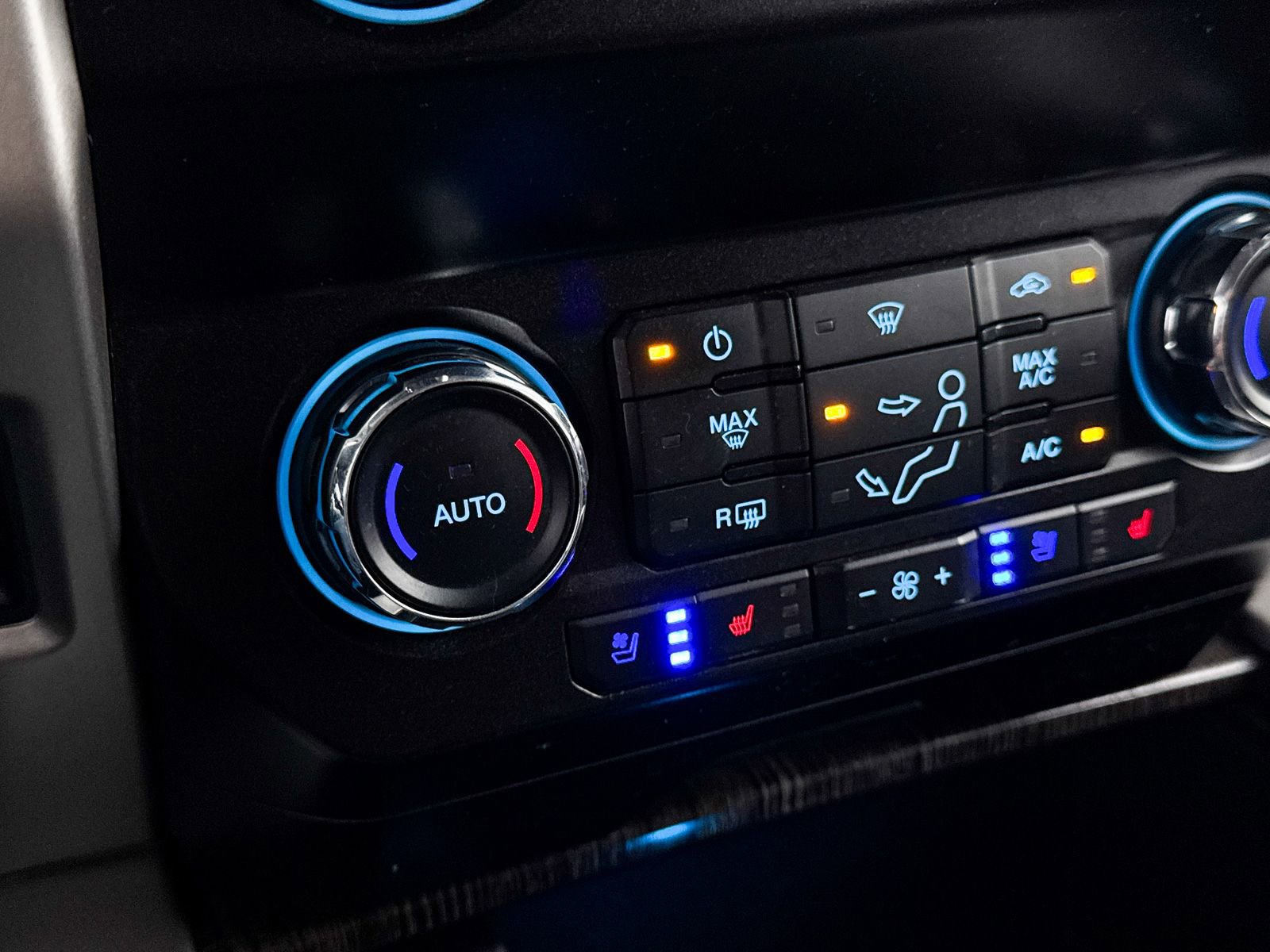 Used 2020 Ford F250 Lariat image 26