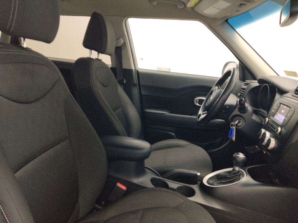 Used 2019 Kia Soul image 21