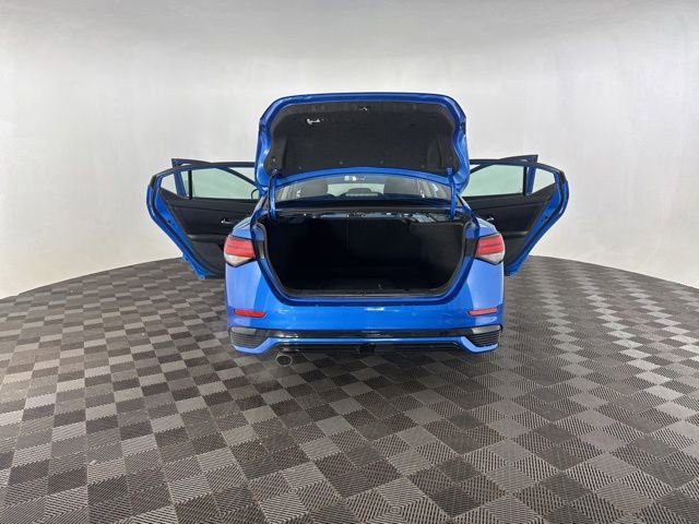 Used 2024 Nissan Sentra SR FWD image 18