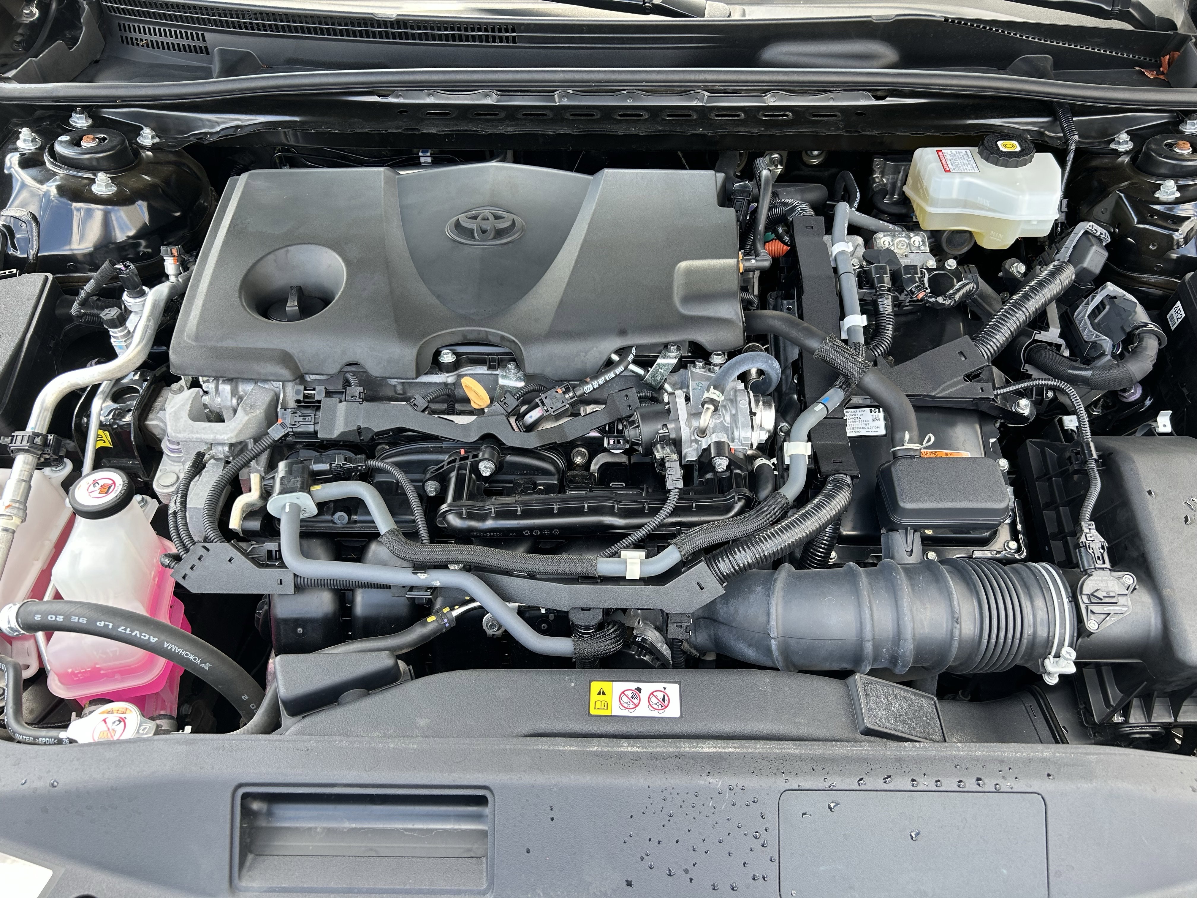 Certified 2022 Toyota Camry XLE w/ Navigation Upgrade Package image 11