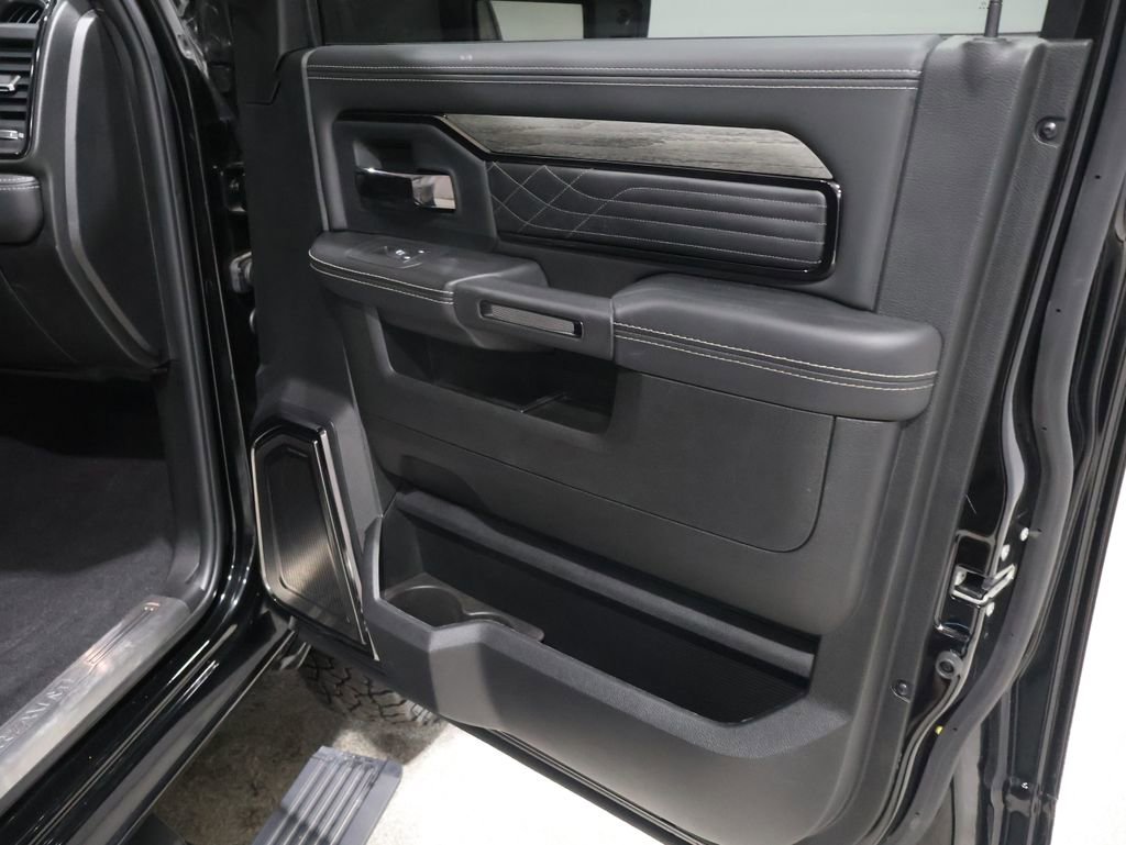 Used 2025 RAM 3500 Limited image 26