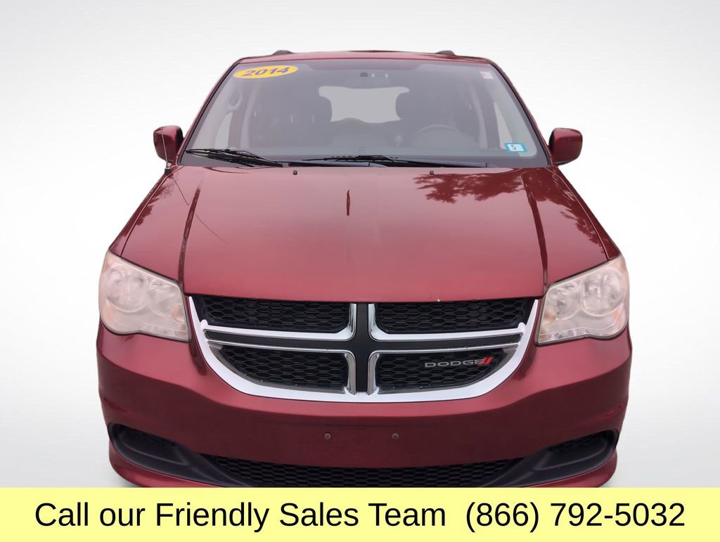 Used 2014 Dodge Grand Caravan SXT w/ Rear Park Assist Package image 10