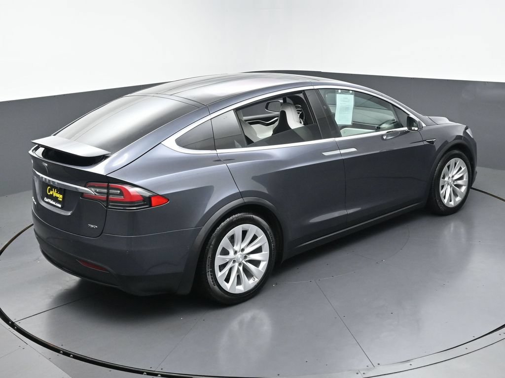 Used 2017 Tesla Model X 75D AWD/4WD image 39