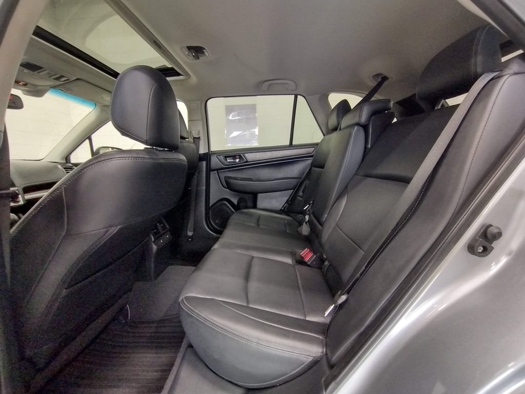 Used 2015 Subaru Outback 2.5i Limited AWD/4WD image 38
