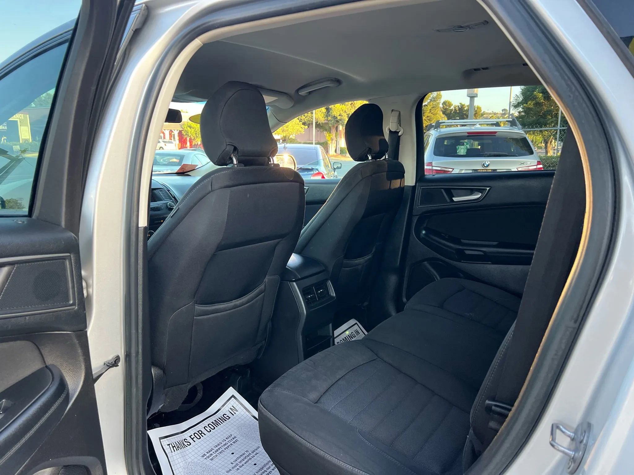 Used 2017 Ford Edge SE FWD image 27