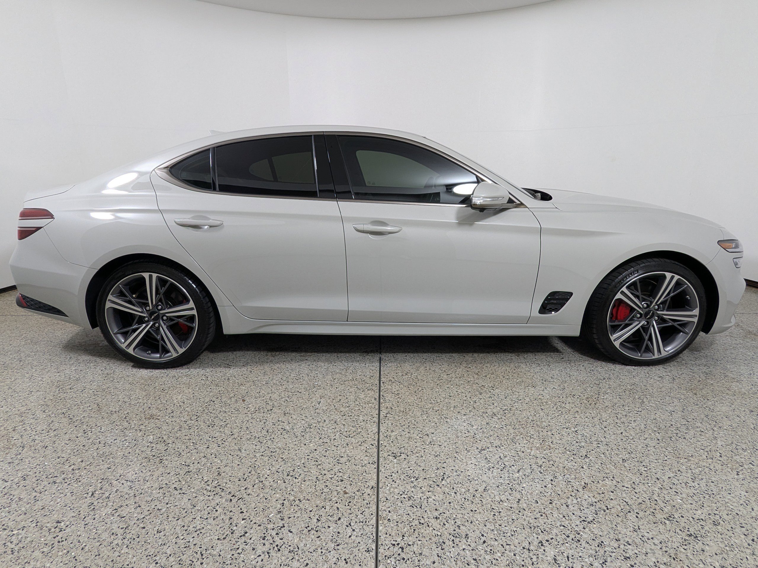 Used 2025 Genesis G70 3.3T Advanced w/ Sport Prestige Package RWD image 8