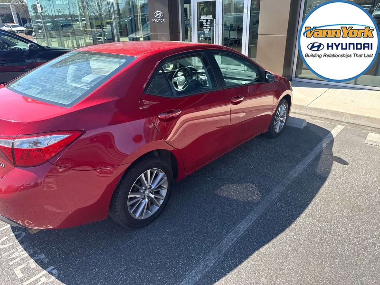 Used 2014 Toyota Corolla LE image 7