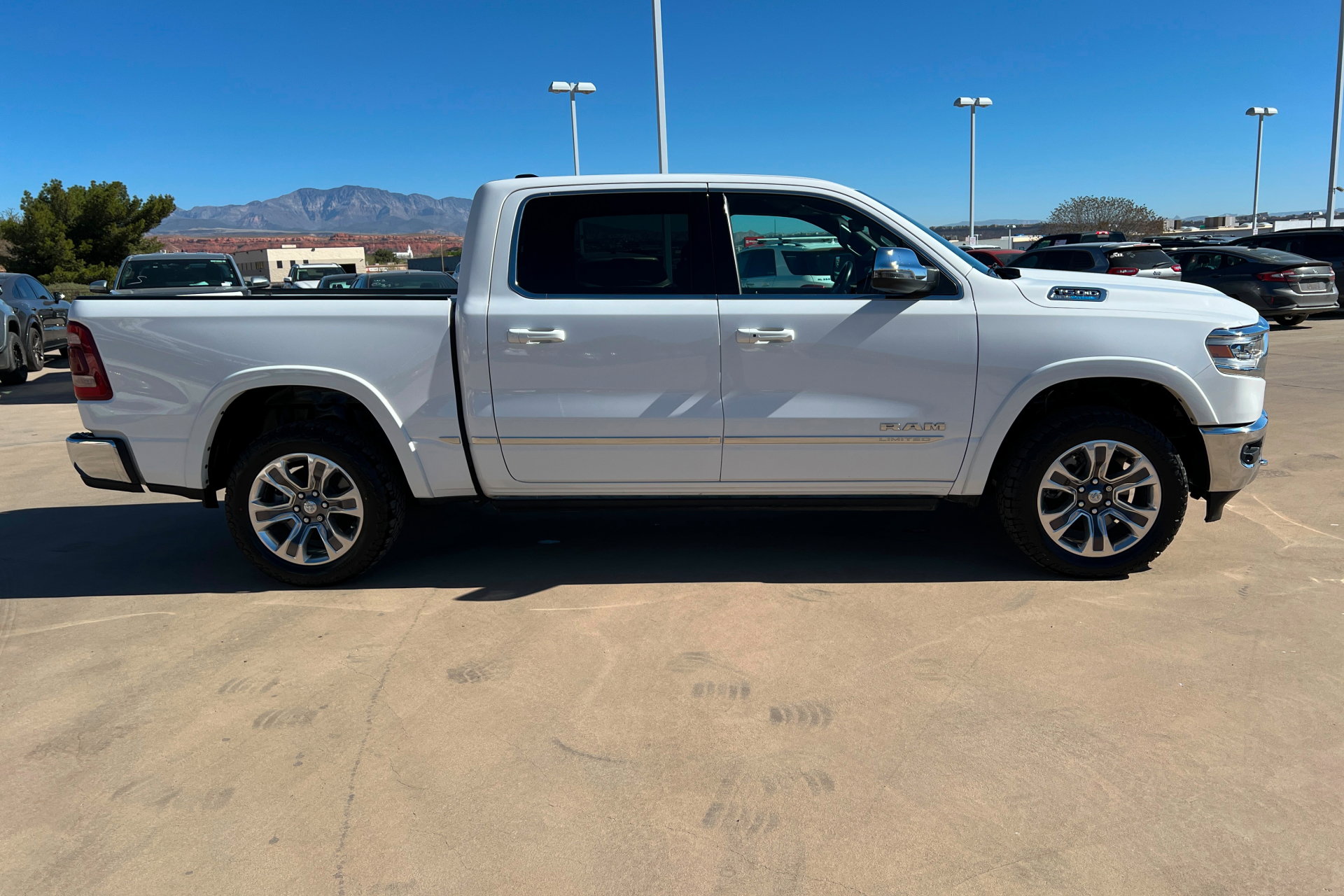 Used 2023 RAM 1500 Limited image 6