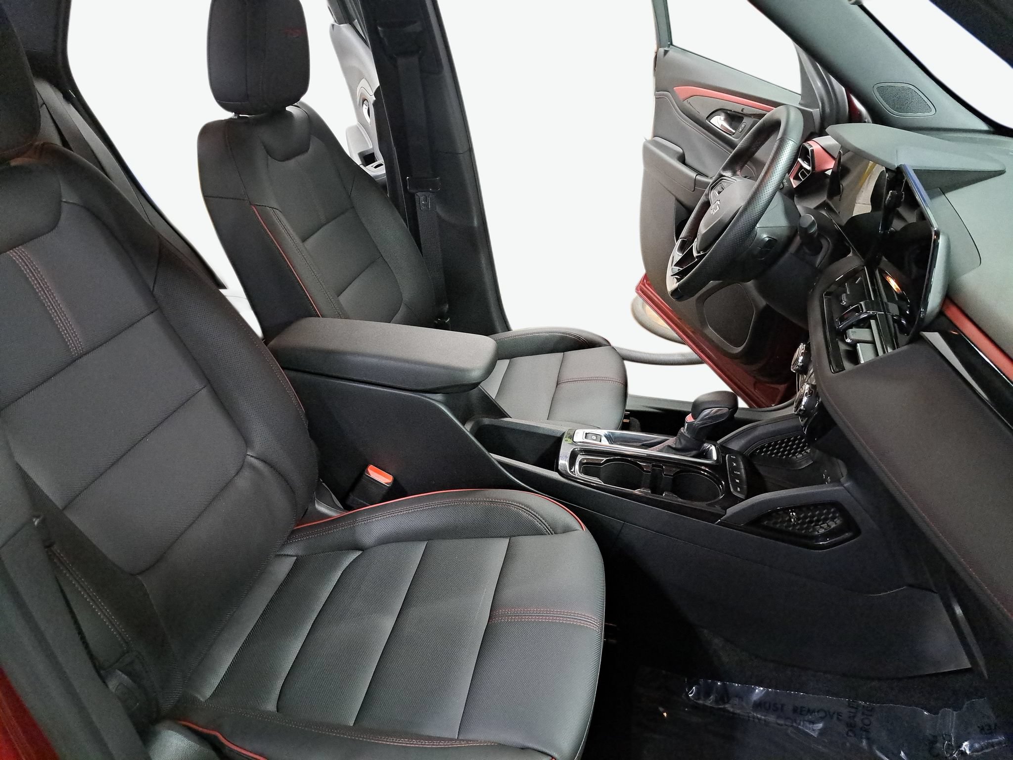 Used 2025 Chevrolet TrailBlazer RS w/ Convenience Package AWD/4WD image 11