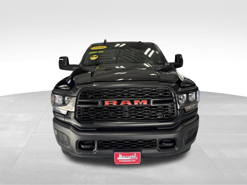 Certified 2024 RAM 3500 Tradesman w/ Bed Utility Group AWD/4WD image 9