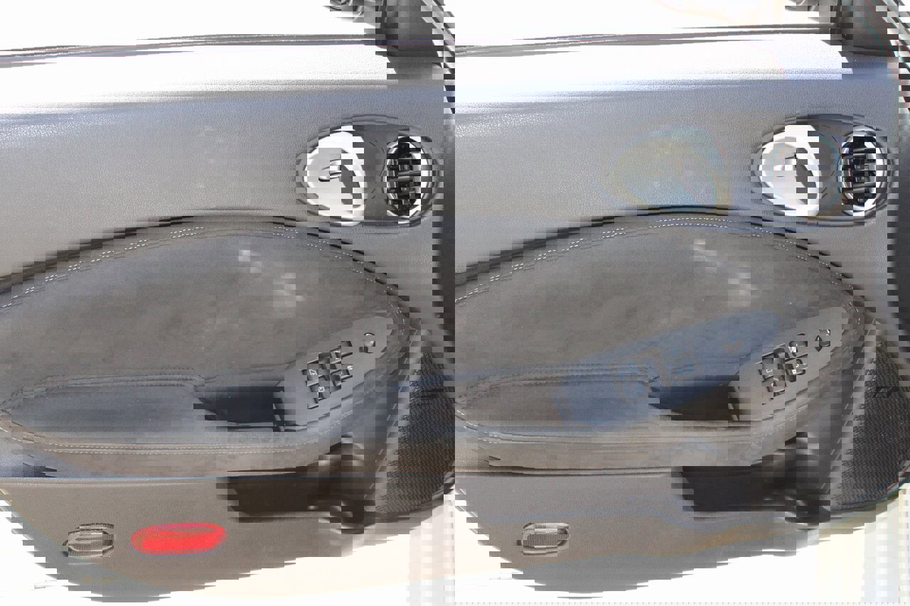 Used 2020 Nissan 370Z Touring Sport image 19