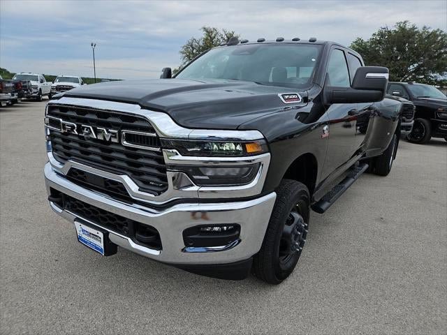 New 2026 RAM 3500 Tradesman AWD/4WD image 31