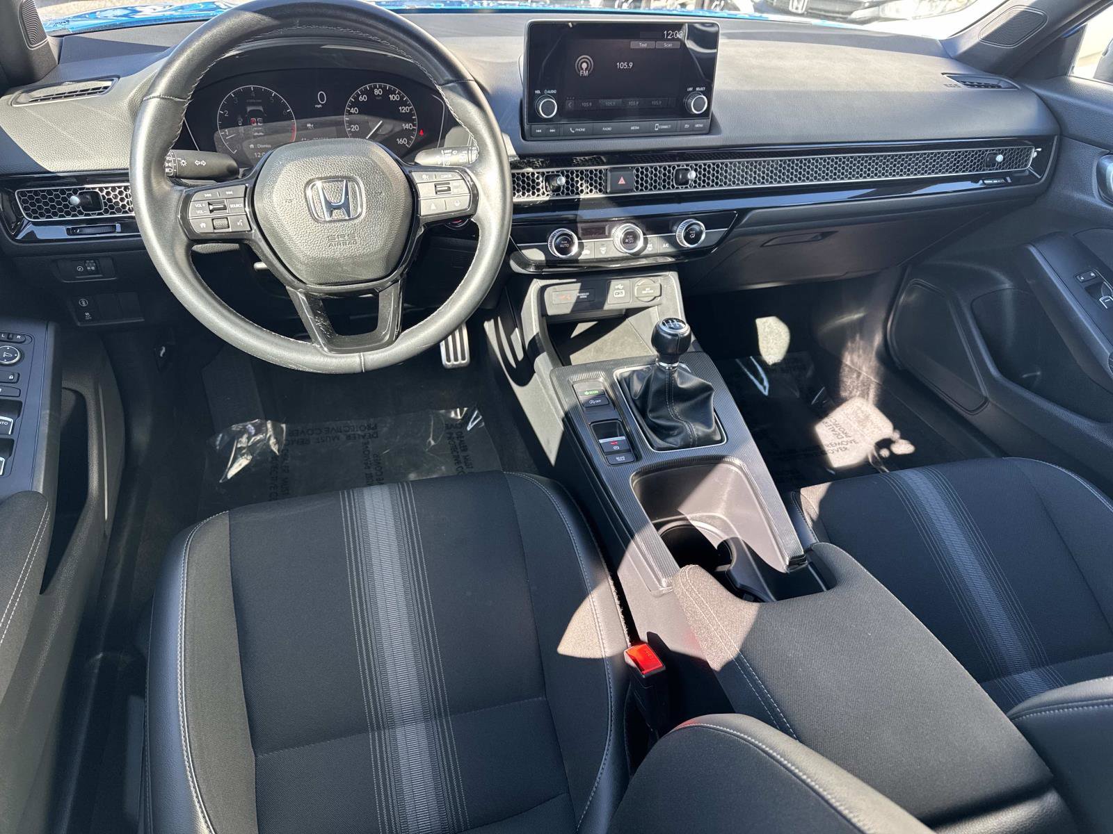 Used 2023 Honda Civic Sport image 2