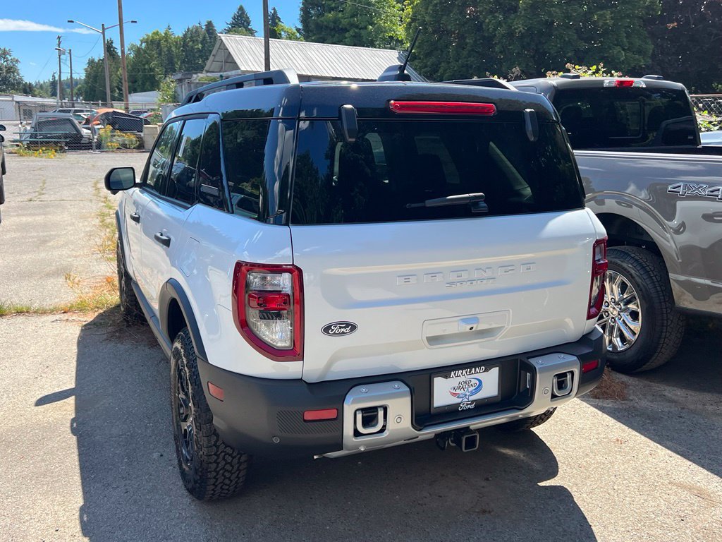 New 2026 Ford Bronco Sport Outer Banks w/ Sasquatch Outer Banks Package AWD/4WD image 8