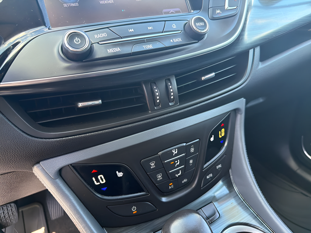 Used 2020 Buick Envision Premium AWD/4WD image 38