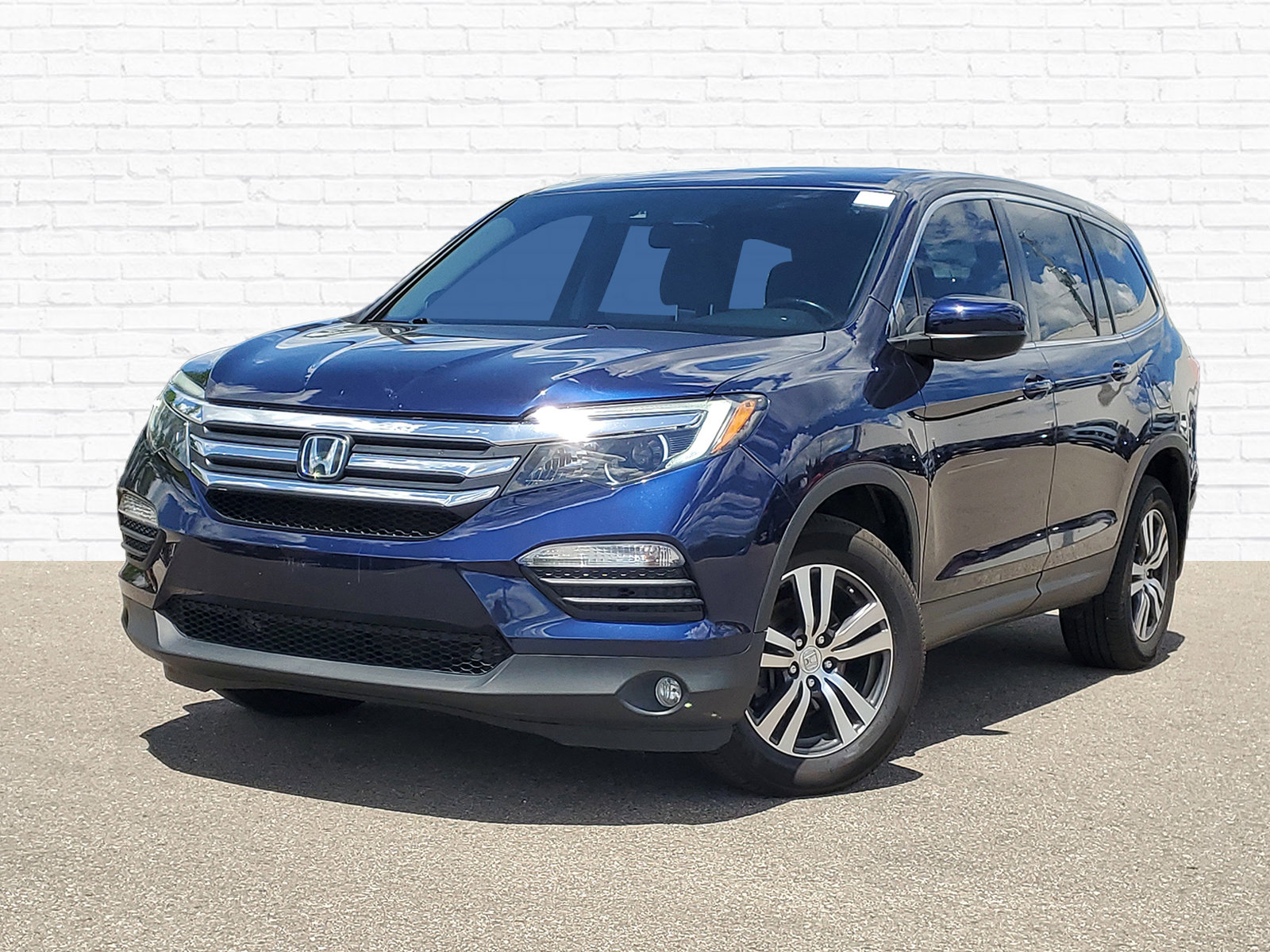 Certified 2018 Honda Pilot EX-L image 1
