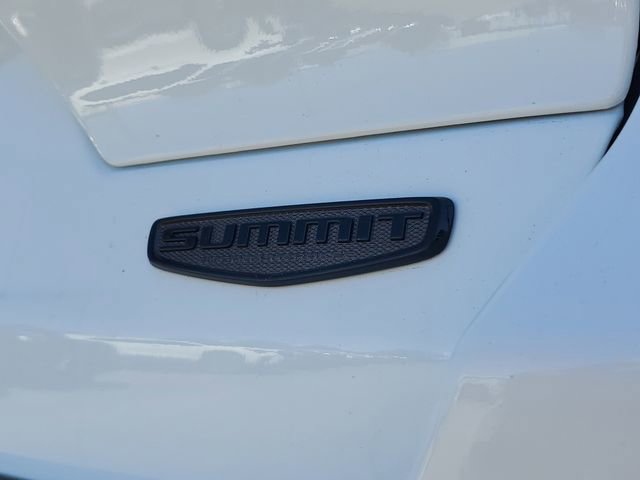 New 2026 Jeep Grand Cherokee Summit image 7