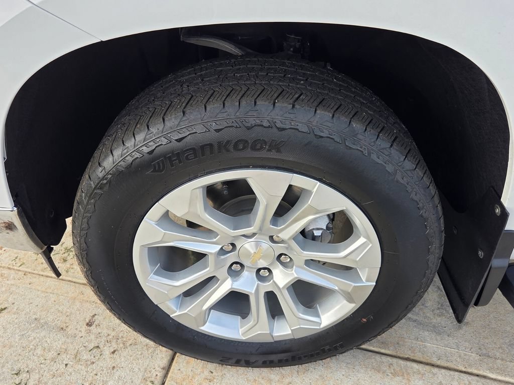 Used 2024 Chevrolet Silverado 1500 LTZ AWD/4WD image 20