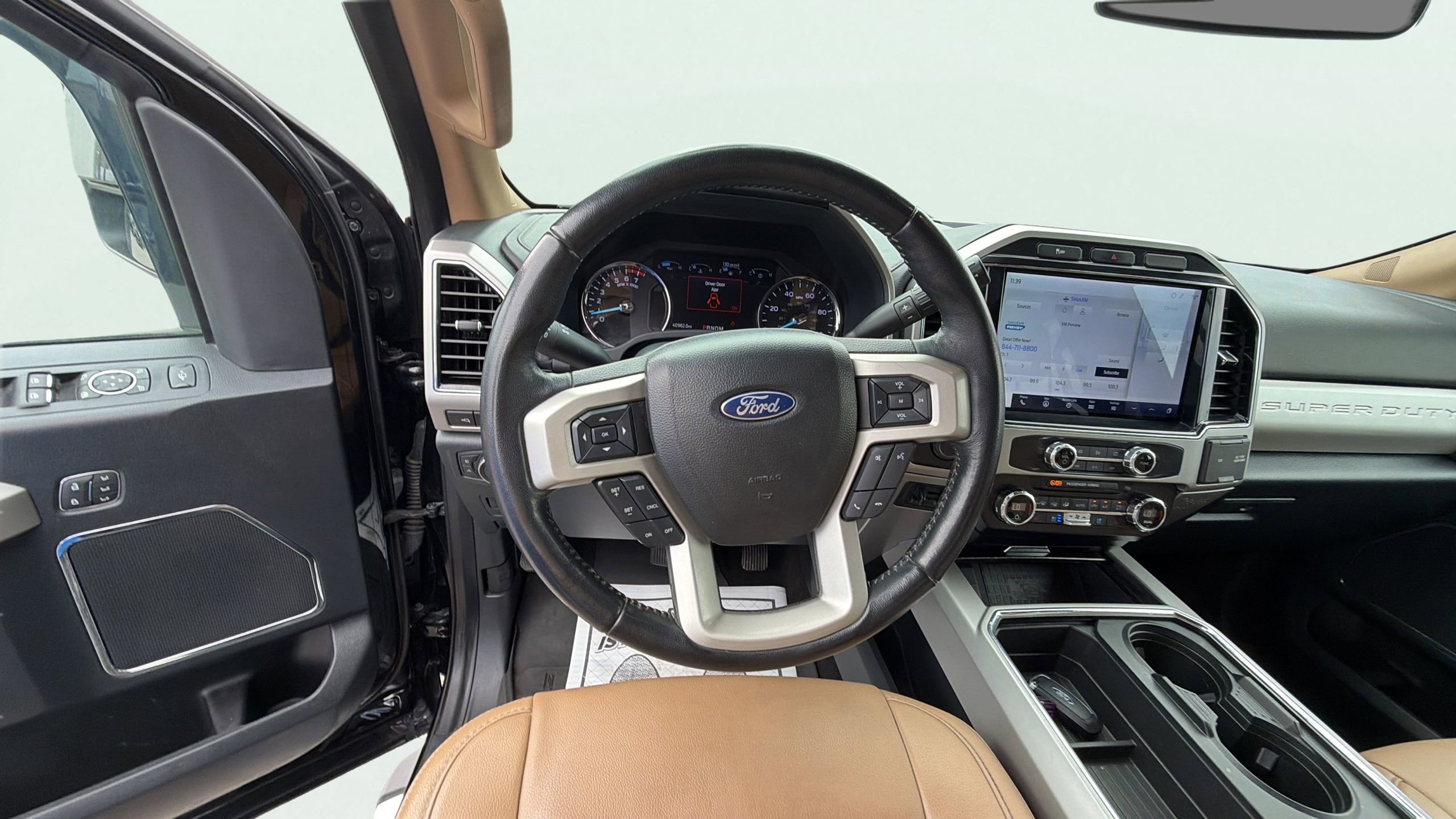 Used 2022 Ford F250 Lariat w/ Lariat Ultimate Package AWD/4WD image 18