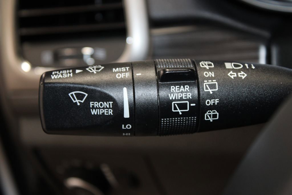 Used 2022 Jeep Grand Cherokee Laredo X image 34