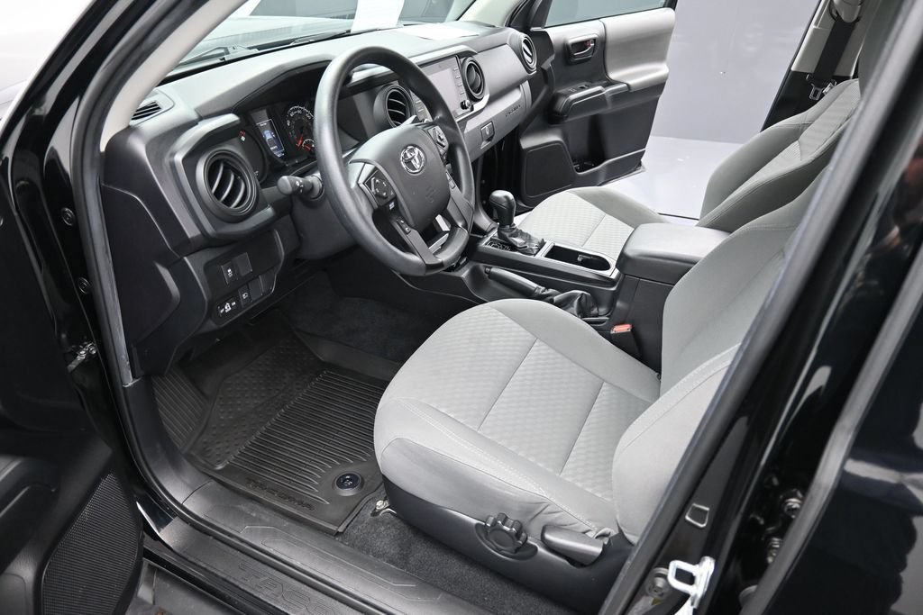 Used 2022 Toyota Tacoma SR AWD/4WD image 11