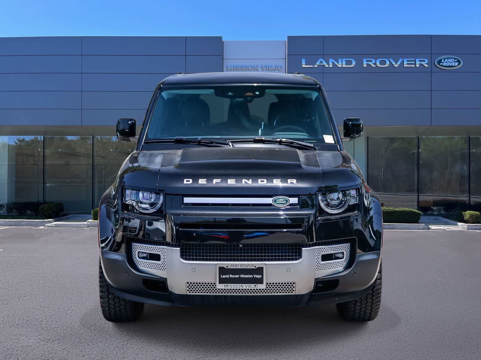 Used 2025 Land Rover Defender 130 S AWD/4WD image 2
