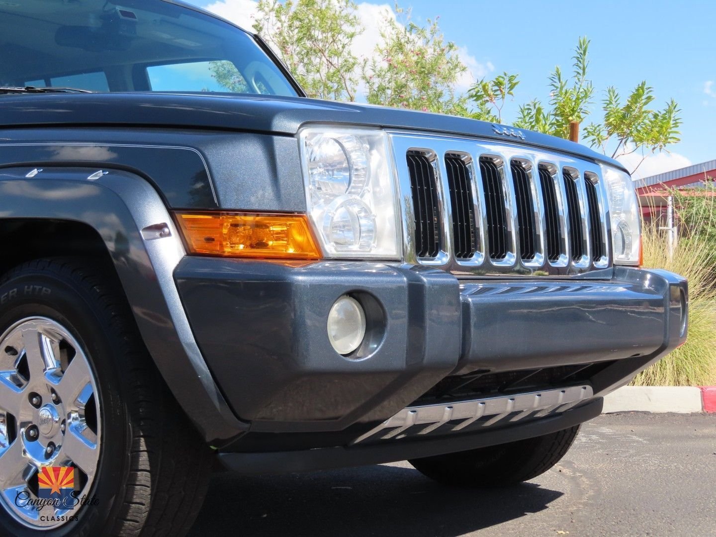 Used 2006 Jeep Commander Limited w/ Trailer Tow Group IV image 36