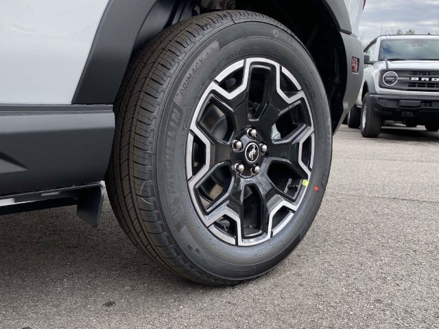 New 2026 Ford Bronco Sport Outer Banks w/ Outer Banks Tech Package+ AWD/4WD image 9