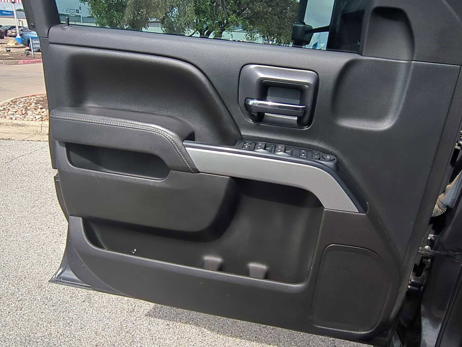 Used 2015 Chevrolet Silverado 2500 LT w/ LT Convenience Package image 19