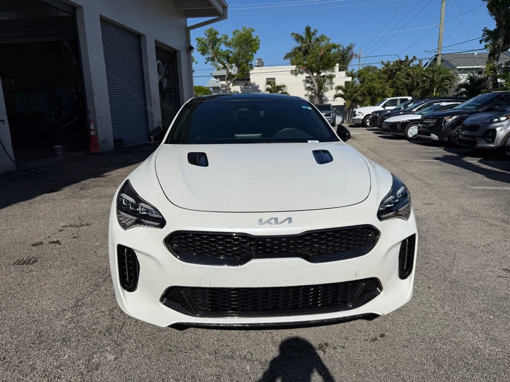 Used 2023 Kia Stinger GT-Line w/ Sun & Sound Package RWD image 2