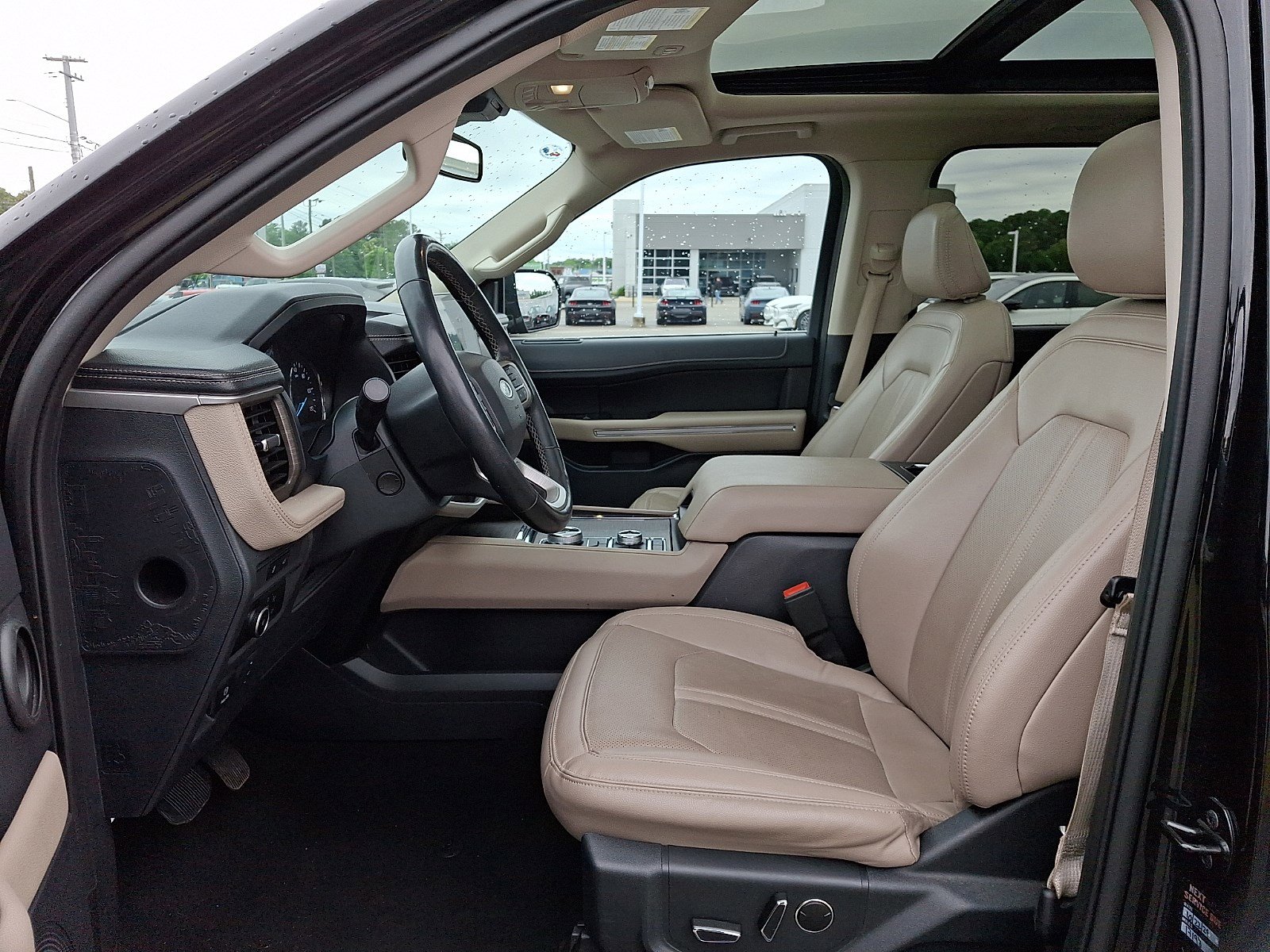 Certified 2024 Ford Expedition Limited AWD/4WD image 13