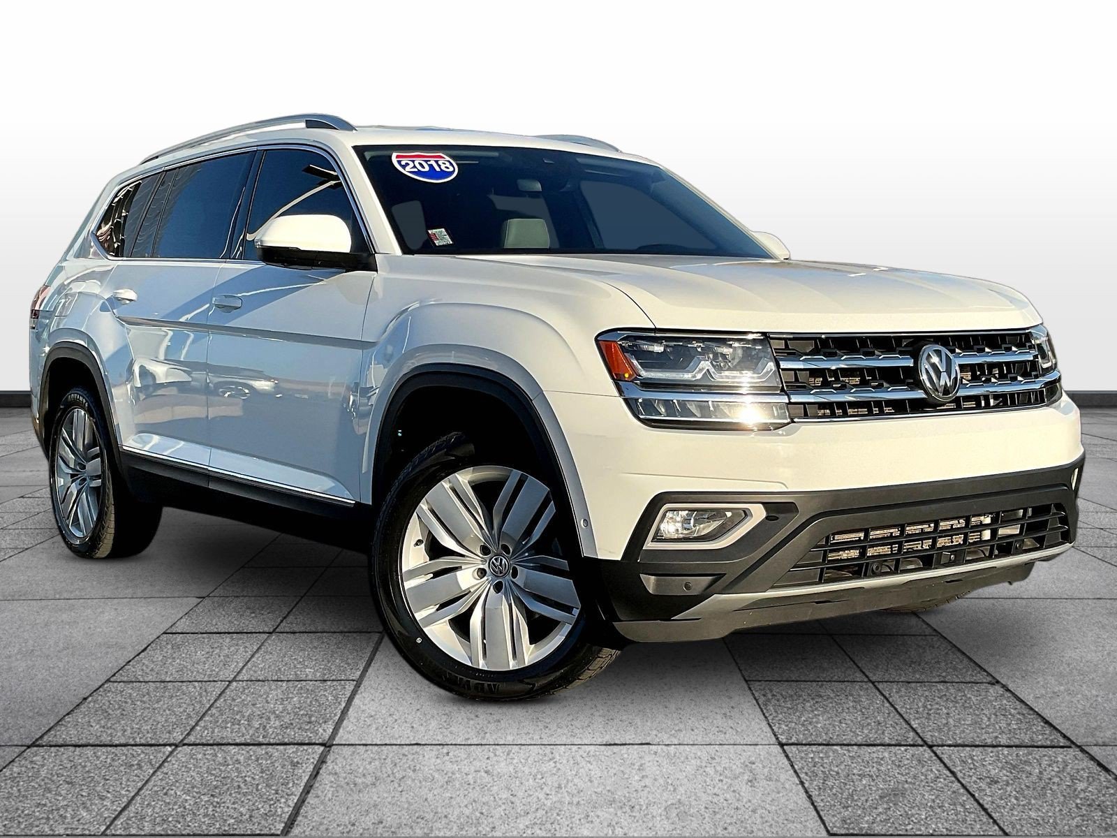 Used 2018 Volkswagen Atlas SEL Premium AWD/4WD image 1