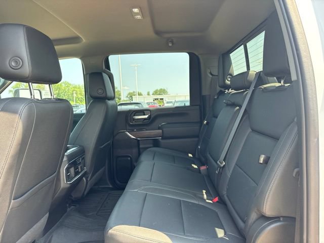 Used 2023 GMC Sierra 2500 SLT w/ SLT Premium Package AWD/4WD image 17
