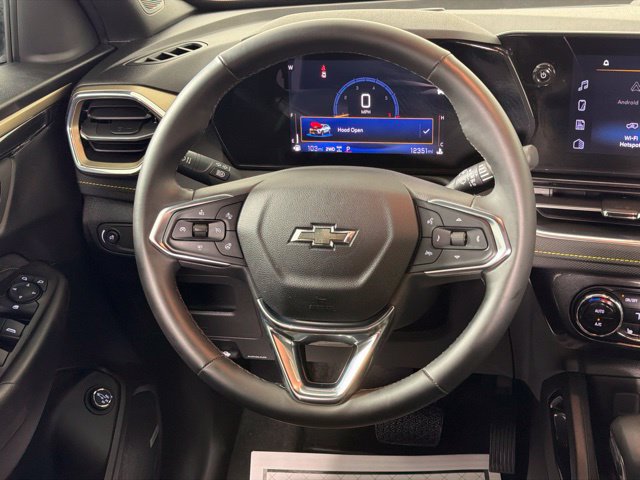 Used 2025 Chevrolet TrailBlazer ACTIV w/ Convenience Package AWD/4WD image 21