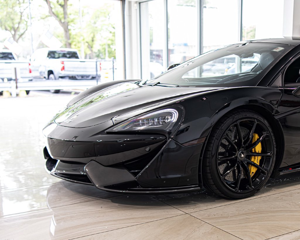 Used 2019 McLaren 570S Coupe RWD image 4
