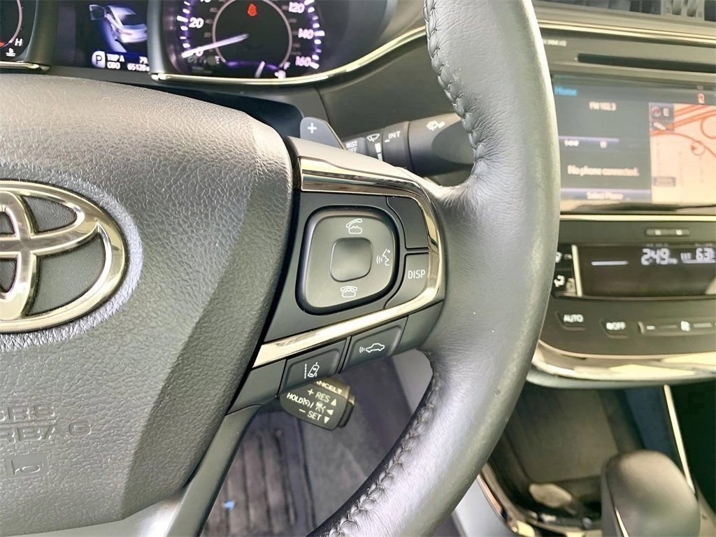 Used 2017 Toyota Avalon XLE Premium image 29
