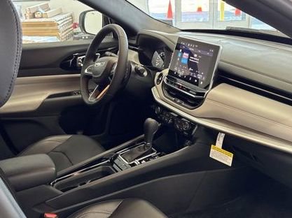 New 2026 Jeep Compass Limited AWD/4WD image 18