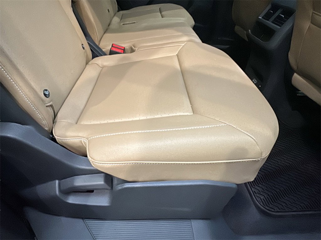 Used 2020 Volkswagen Atlas Cross Sport SE w/ Panoramic Sunroof Package image 15