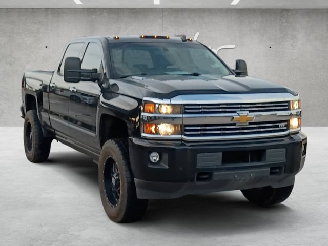 Used 2015 Chevrolet Silverado 2500 LTZ w/ Duramax Plus Package AWD/4WD image 2