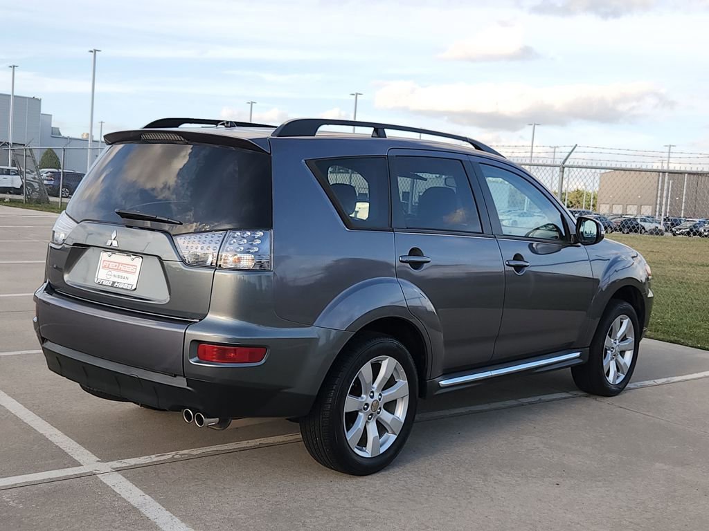 Used 2010 Mitsubishi Outlander XLS image 5