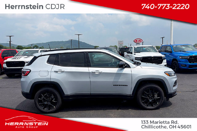 New 2026 Jeep Compass Latitude AWD/4WD image 14