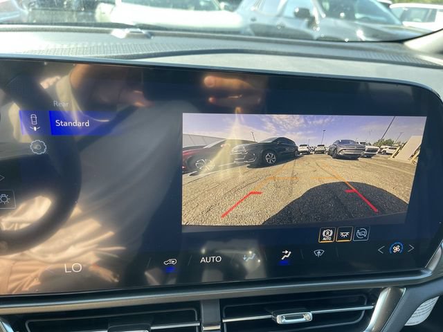 New 2026 Chevrolet Equinox EV LT FWD image 17