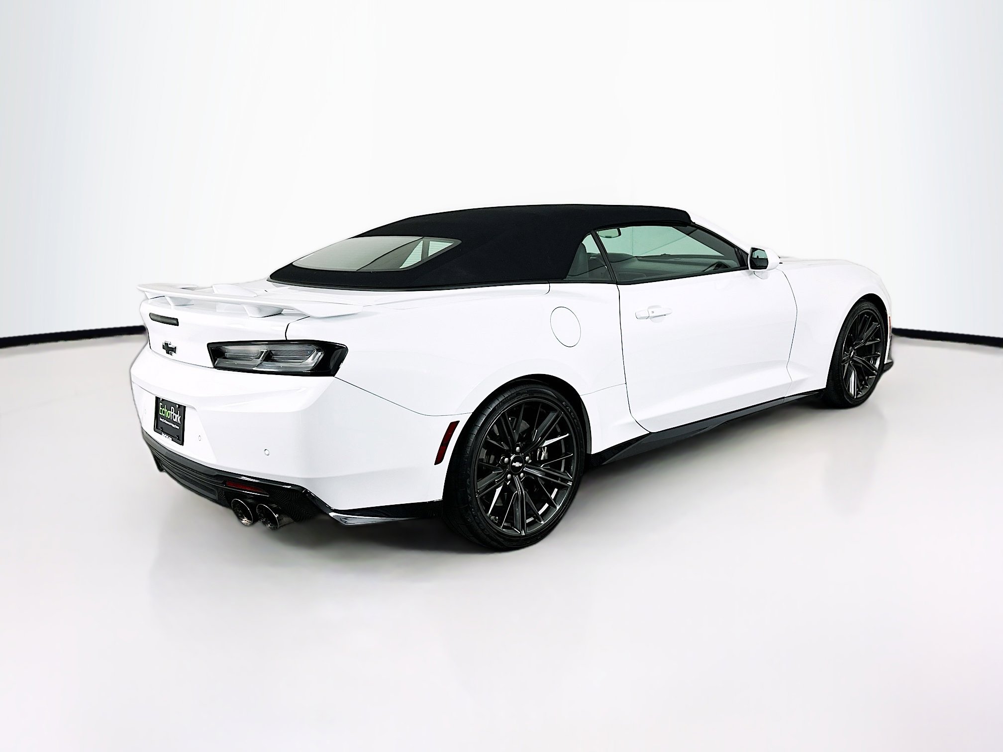 Used 2017 Chevrolet Camaro ZL1 image 9