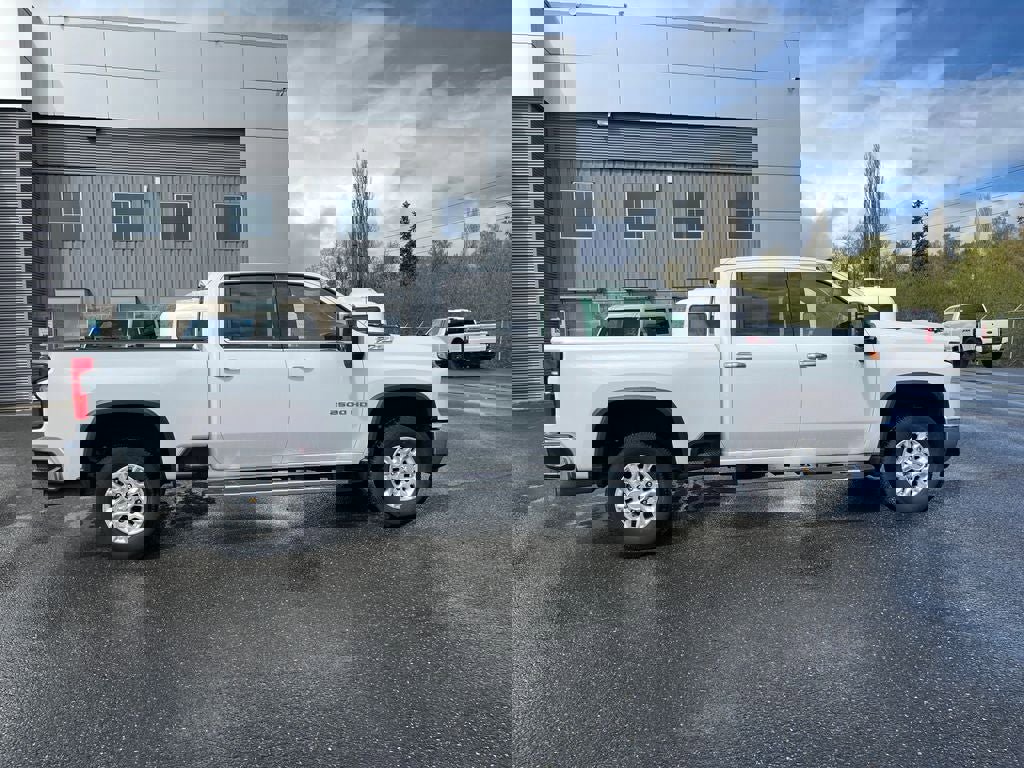 Used 2024 Chevrolet Silverado 2500 LTZ w/ LTZ Premium Package image 7