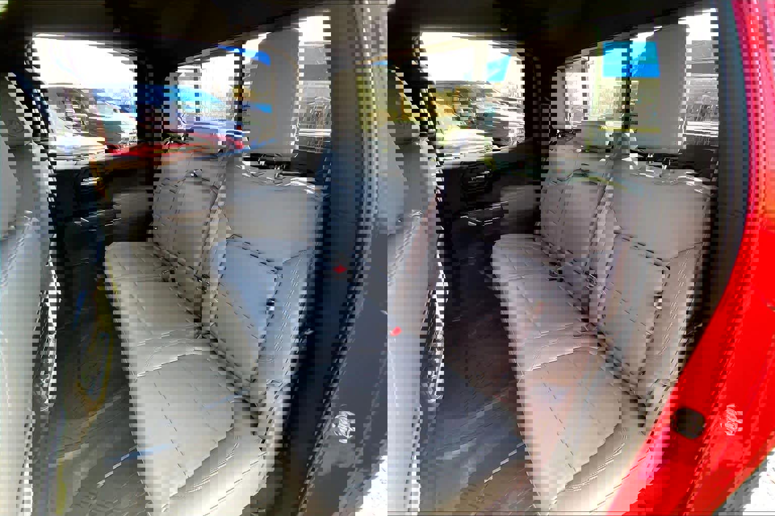 Used 2019 Chevrolet Silverado 1500 RST image 21