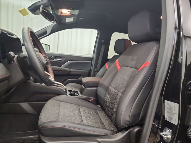 Used 2023 Chevrolet Colorado Z71 w/ Z71 Convenience Package 2 image 17