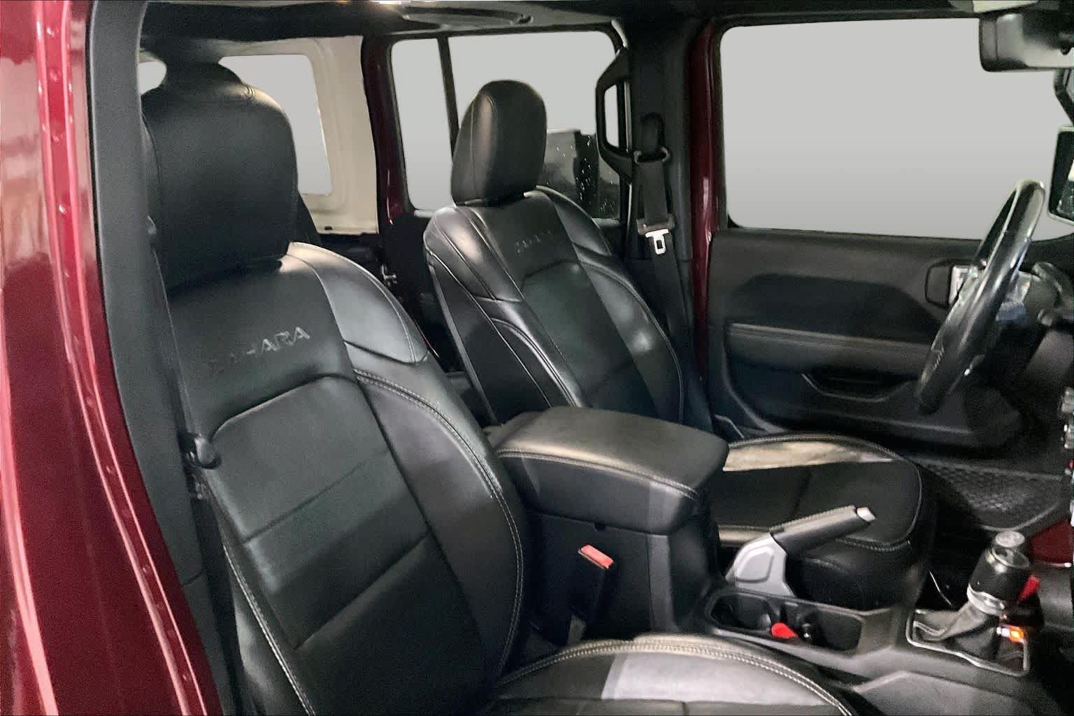 Used 2021 Jeep Wrangler Unlimited Sahara w/ Safety Group AWD/4WD image 9